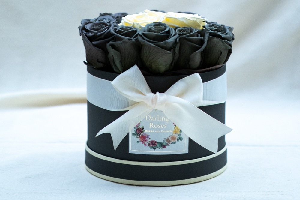 Darling Roses White Bouquet Angel - Darling Roses